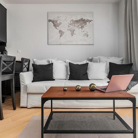 Apartments Jana Kazimierza 50 By Renters Варшава Екстер'єр фото