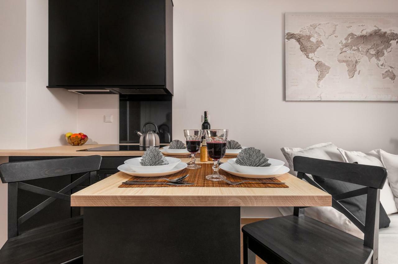 Apartments Jana Kazimierza 50 By Renters Варшава Екстер'єр фото